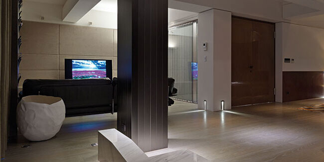 沉穩(wěn)大氣的現(xiàn)代風(fēng)格別墅設(shè)計(jì)說(shuō)明