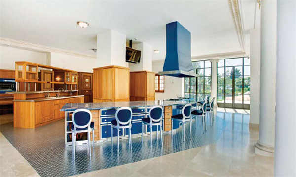 歐式奢華別墅餐廳設(shè)計方案