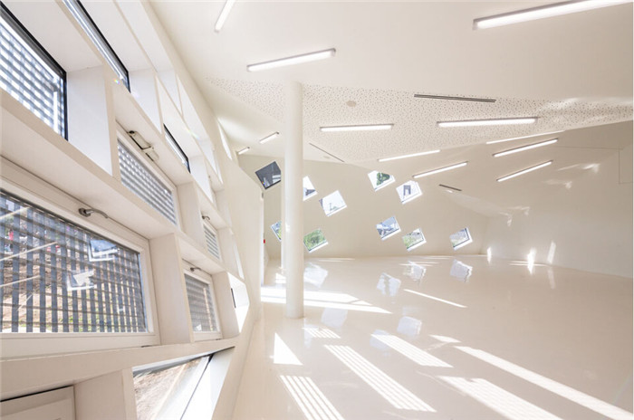 專業(yè)辦公設(shè)計公司