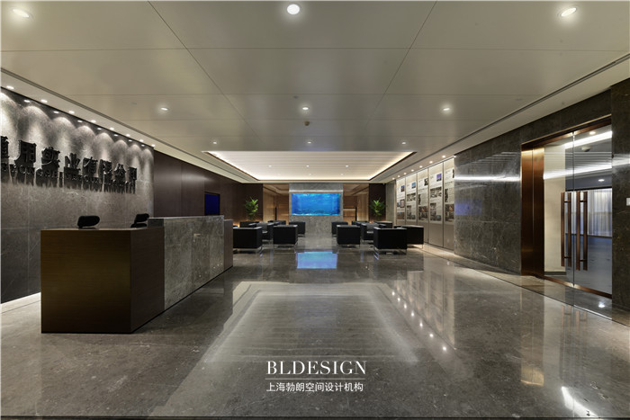 河南通用實(shí)業(yè)有限公司辦公室 接待臺(tái)設(shè)計(jì)