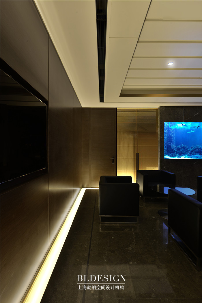 河南通用實(shí)業(yè)有限公司辦公室 多媒體空間設(shè)計(jì)