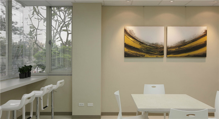 企業(yè)辦公設(shè)計(jì)案例