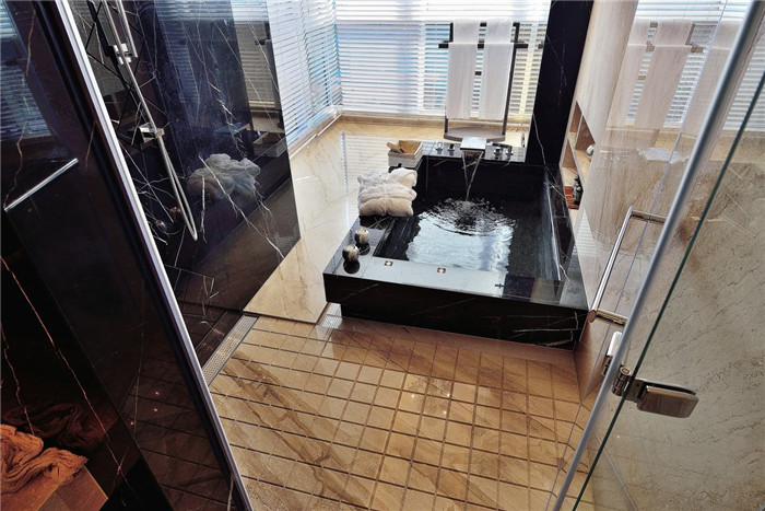 主臥浴室設(shè)計(jì)