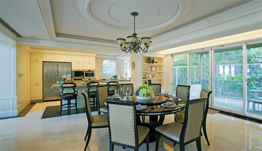 山水怡居·歐式新古典復(fù)式別墅餐廳設(shè)計方案