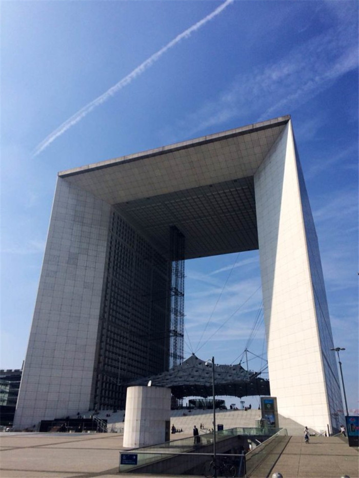 法國(guó)巴黎新凱旋門(mén)