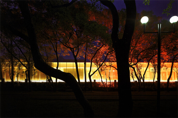 精致的現(xiàn)代美學(xué)售樓部設(shè)計理念