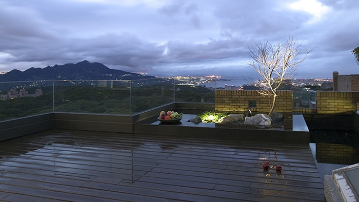 自然風(fēng)情極簡(jiǎn)別墅設(shè)計(jì)案例