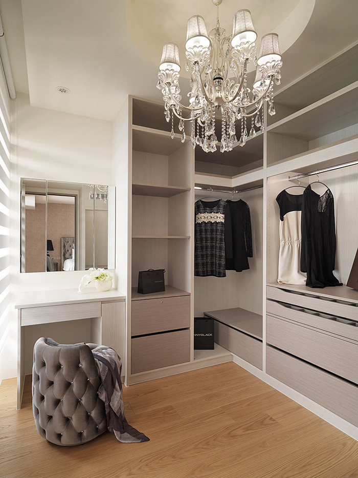 別墅衣帽間設(shè)計(jì)