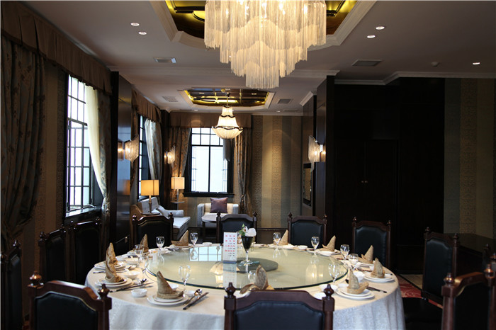 新中式酒店餐廳包房設(shè)計