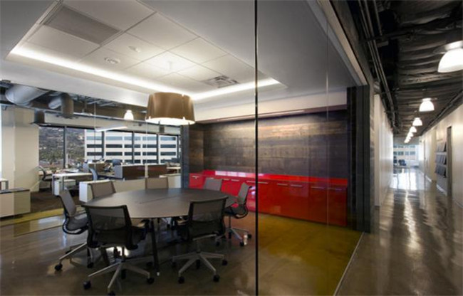 特色辦公設(shè)計案例