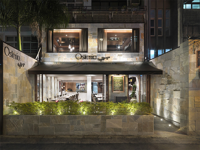 精致復(fù)古的意大利主題餐廳設(shè)計