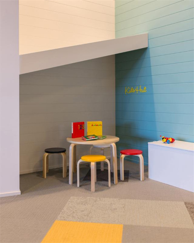 溫暖舒適的辦公室空間設(shè)計(jì)