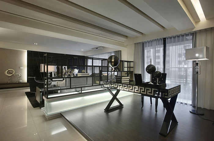 銀、白、黑經(jīng)典三色別墅室內(nèi)設(shè)計(jì)