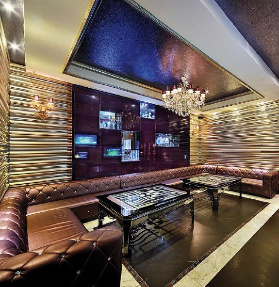 海島風(fēng)情休閑娛樂會所包房