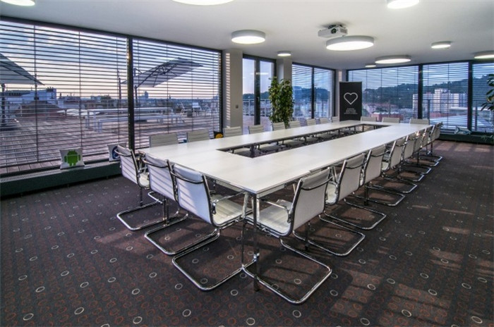 開放式會(huì)議空間