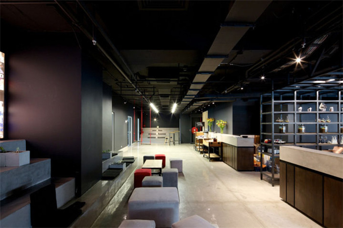 寧靜的辦公環(huán)境