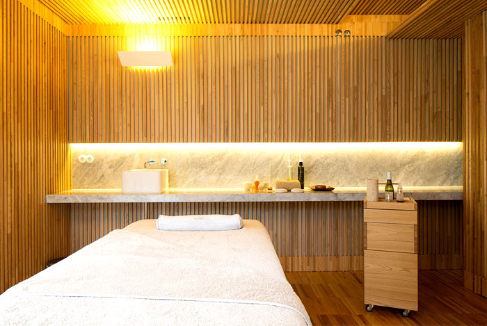 國(guó)外極致時(shí)尚簡(jiǎn)約的SPA會(huì)所設(shè)計(jì)案例