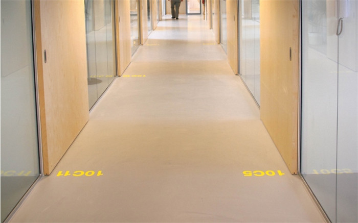 簡單的走廊空間