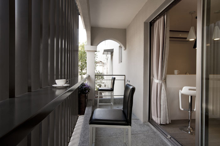 簡(jiǎn)潔現(xiàn)代的老屋別墅改造設(shè)計(jì)案例