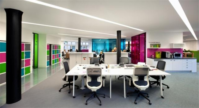 國外時尚辦公室