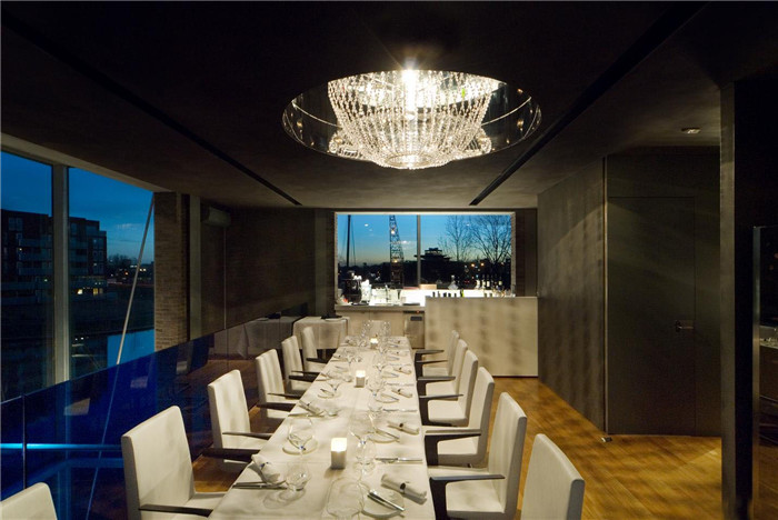 國(guó)外餐廳室內(nèi)精致布局設(shè)計(jì)欣賞