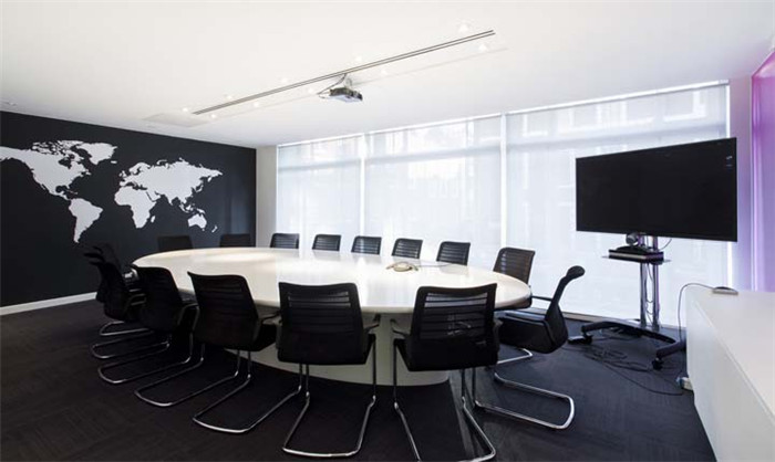 低調(diào)整潔的會(huì)議室設(shè)計(jì)