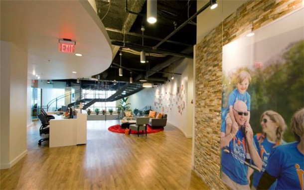 CustomInk企業(yè)辦公室空間設(shè)計(jì)