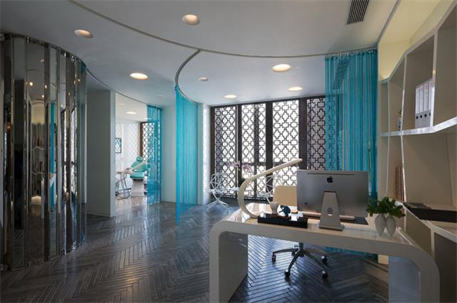 別具特色的辦公空間隔斷設(shè)計