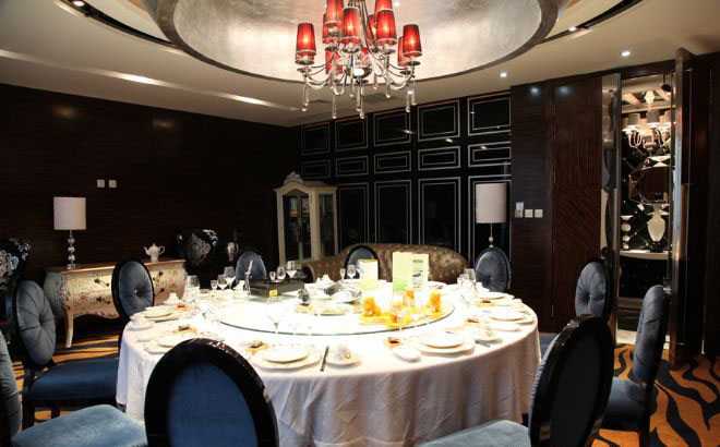 現(xiàn)代歐式風(fēng)格餐飲會所設(shè)計(jì)方案