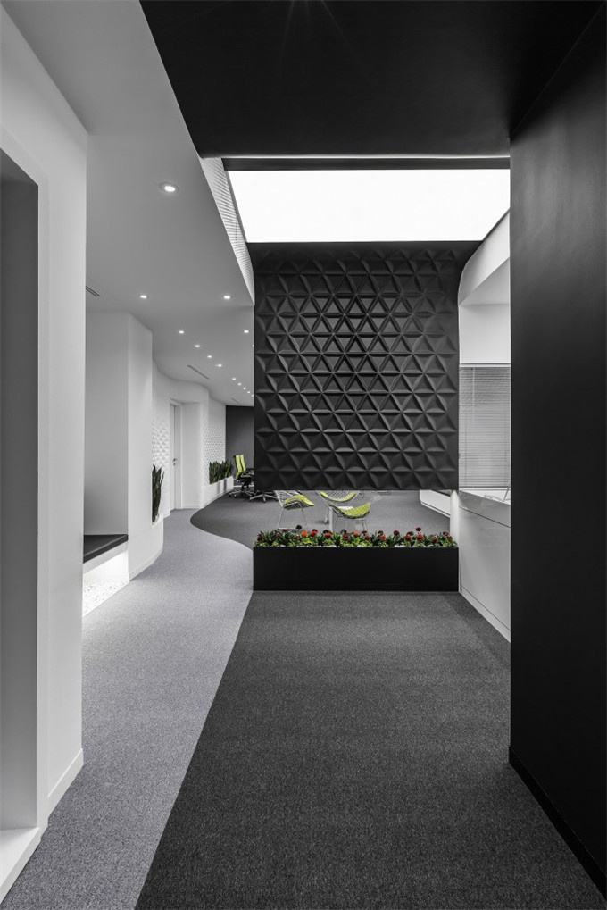 現(xiàn)代特色辦公空間設計