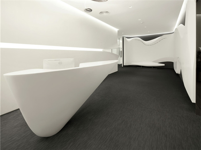 簡(jiǎn)潔的辦公空間