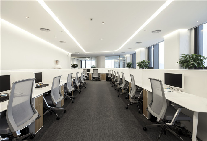 簡(jiǎn)單舒適的辦公區(qū)設(shè)計(jì)