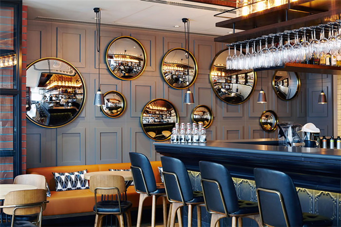 別具工業(yè)氣息的酒店空間設(shè)計