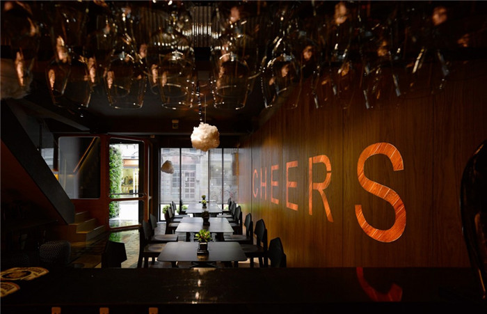 臺灣家家酒餐廳酒吧