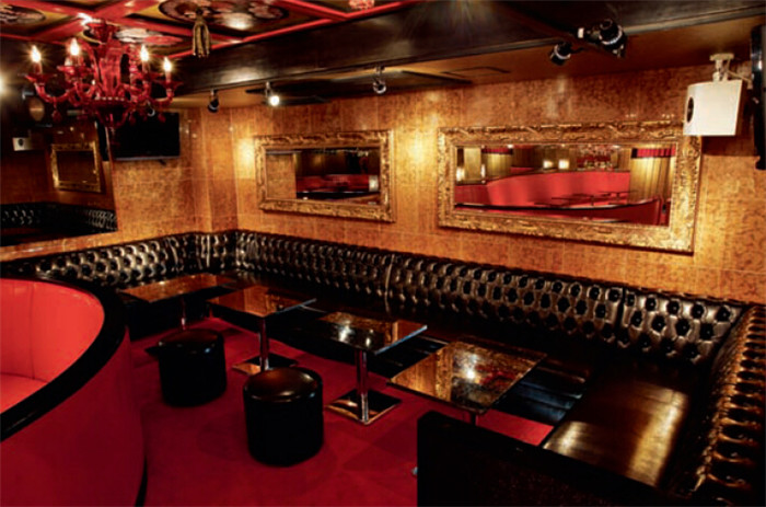 性感嫵媚的特色酒吧設(shè)計(jì)案例