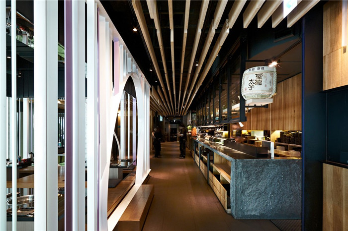 碳佐麻里連鎖燒烤餐廳設(shè)計案例