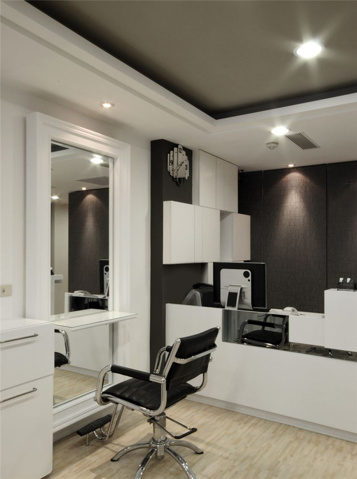 時(shí)尚簡(jiǎn)約的美發(fā)會(huì)所設(shè)計(jì)案例