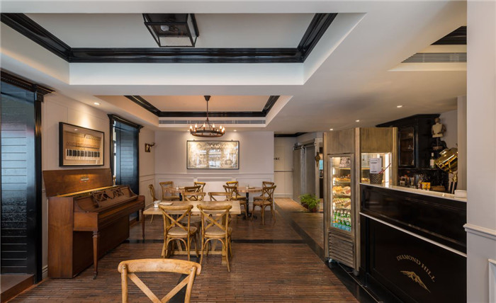 濃厚英式殖民風(fēng)餐飲空間設(shè)計