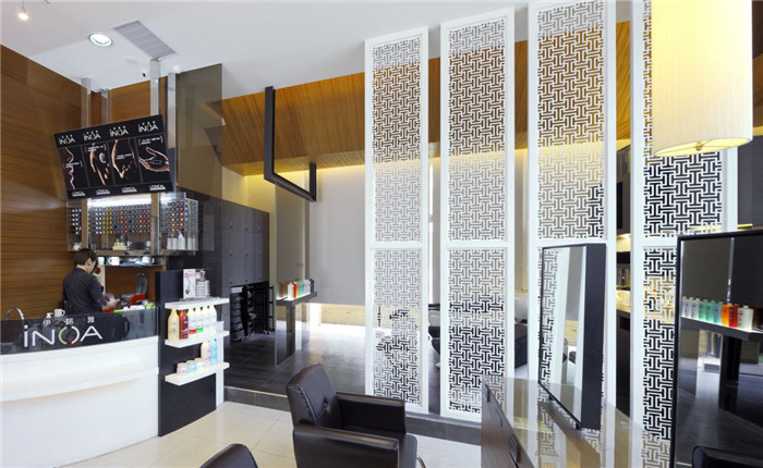 簡(jiǎn)約時(shí)尚美發(fā)店裝修設(shè)計(jì)方案