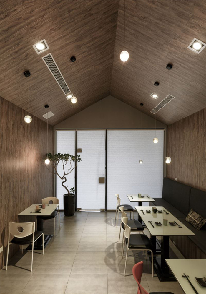 生魚片主題餐廳設(shè)計(jì)案例