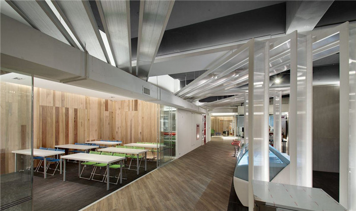 簡約時尚辦公室室內(nèi)設(shè)計圖