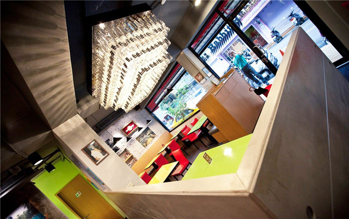 簡約時尚的連鎖餐廳設(shè)計方案