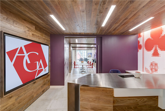 活躍的辦公室室內(nèi)空間設(shè)計