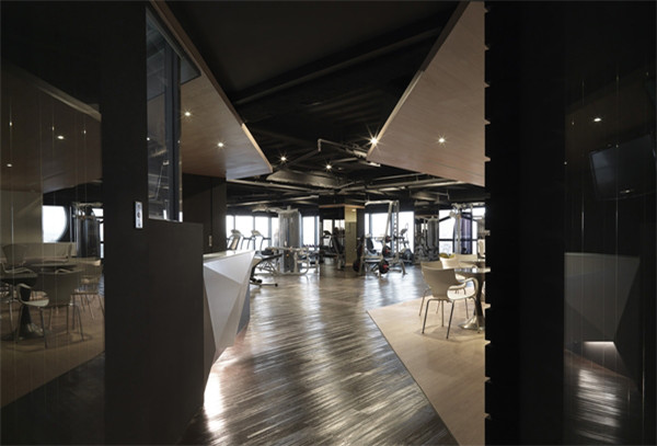 現(xiàn)代簡約風(fēng)健身房設(shè)計(jì)案例