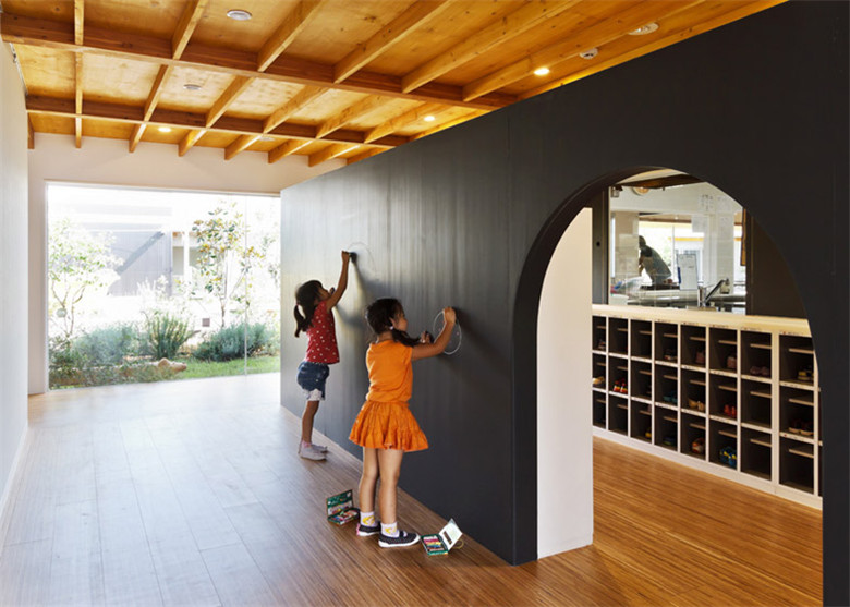 國(guó)外幼兒園裝修設(shè)計(jì)案例