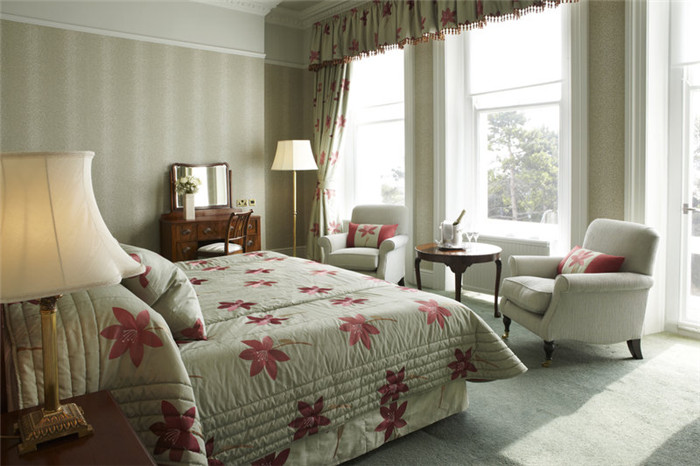 典雅的酒店客房空間設(shè)計欣賞