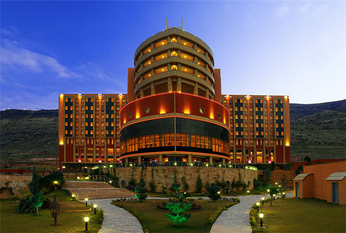 宏偉的杜胡克喜來登酒店外觀設計欣賞