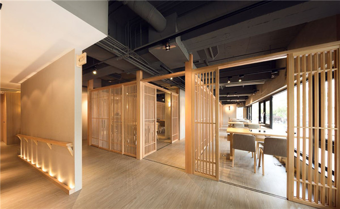 極致簡約的日式餐飲空間設(shè)計