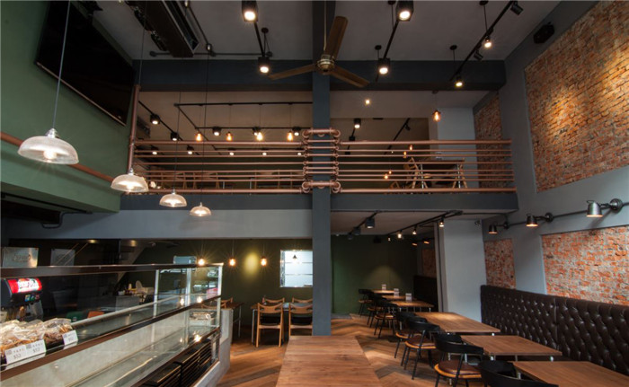 溫暖的工業(yè)風主題餐飲空間設(shè)計