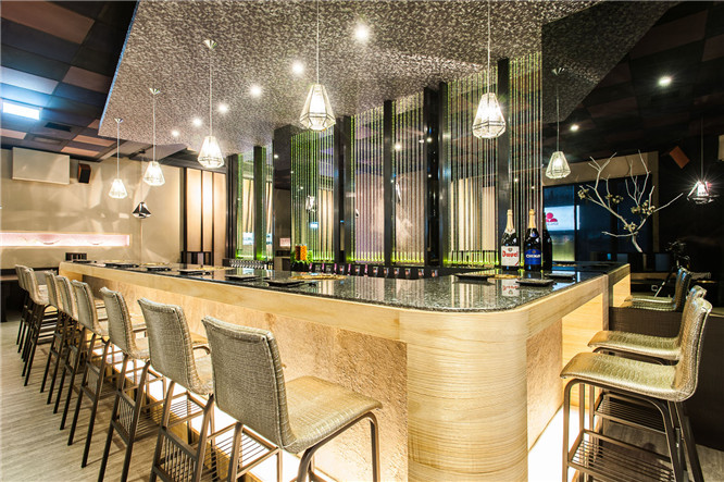 高雄迷霧主題燒烤餐廳吧臺設計